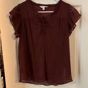 LC Lauren Conrad Maroon Flutter Sleeve Blouse